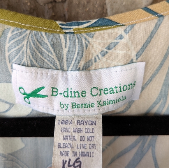 Hawaiian B-Dine Creations by Bernie Kaimiola Lightweight Floral Blouse XL - Picture 3 of 5